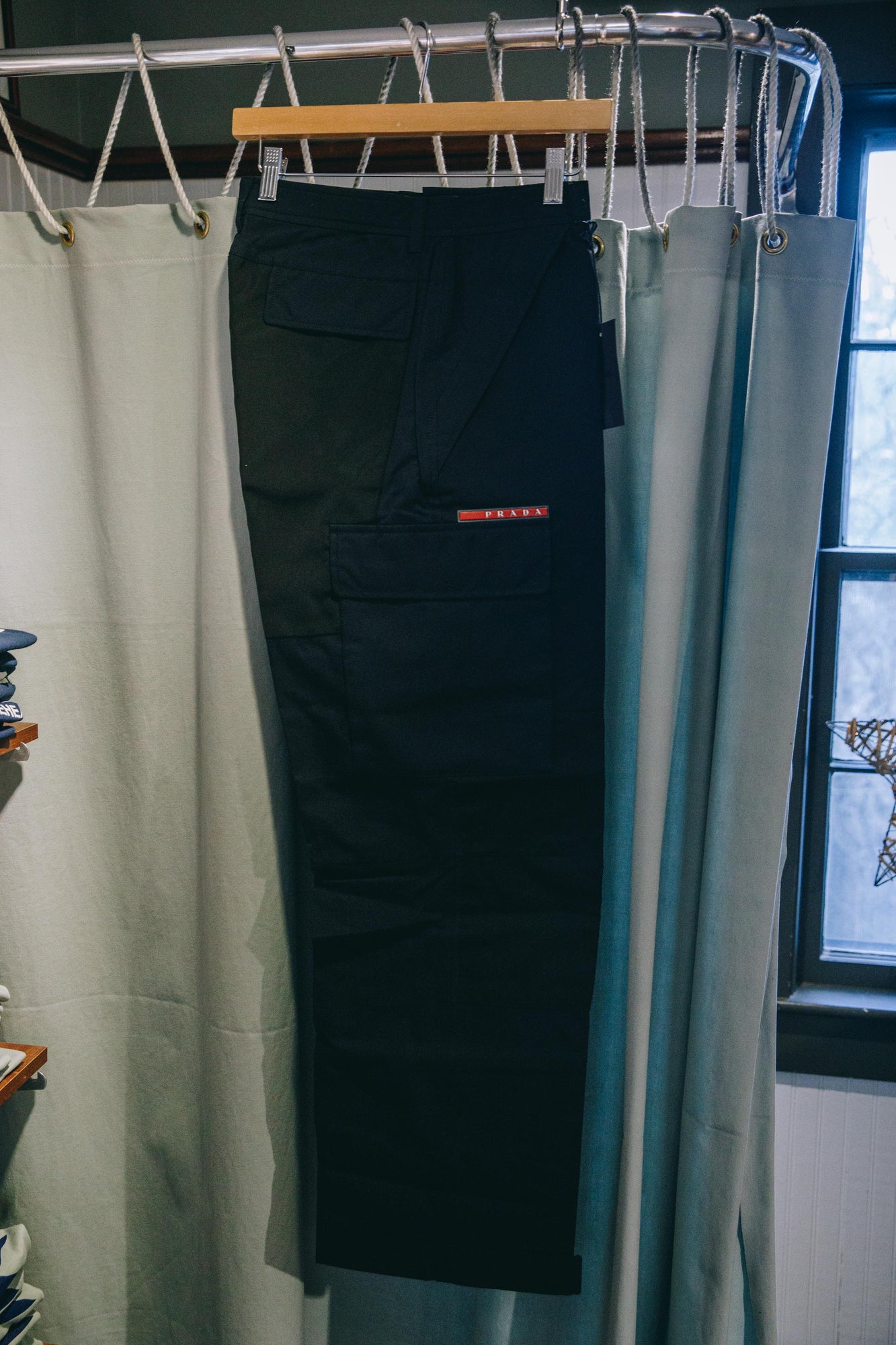 PRADA ガーメント Prada Spray Pants America's Cup 2003 - F.L.Woods Inc